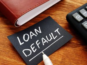 When Will a Late Payment Show Up on Your Credit File?